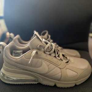 Nike Air Max 270 Futura